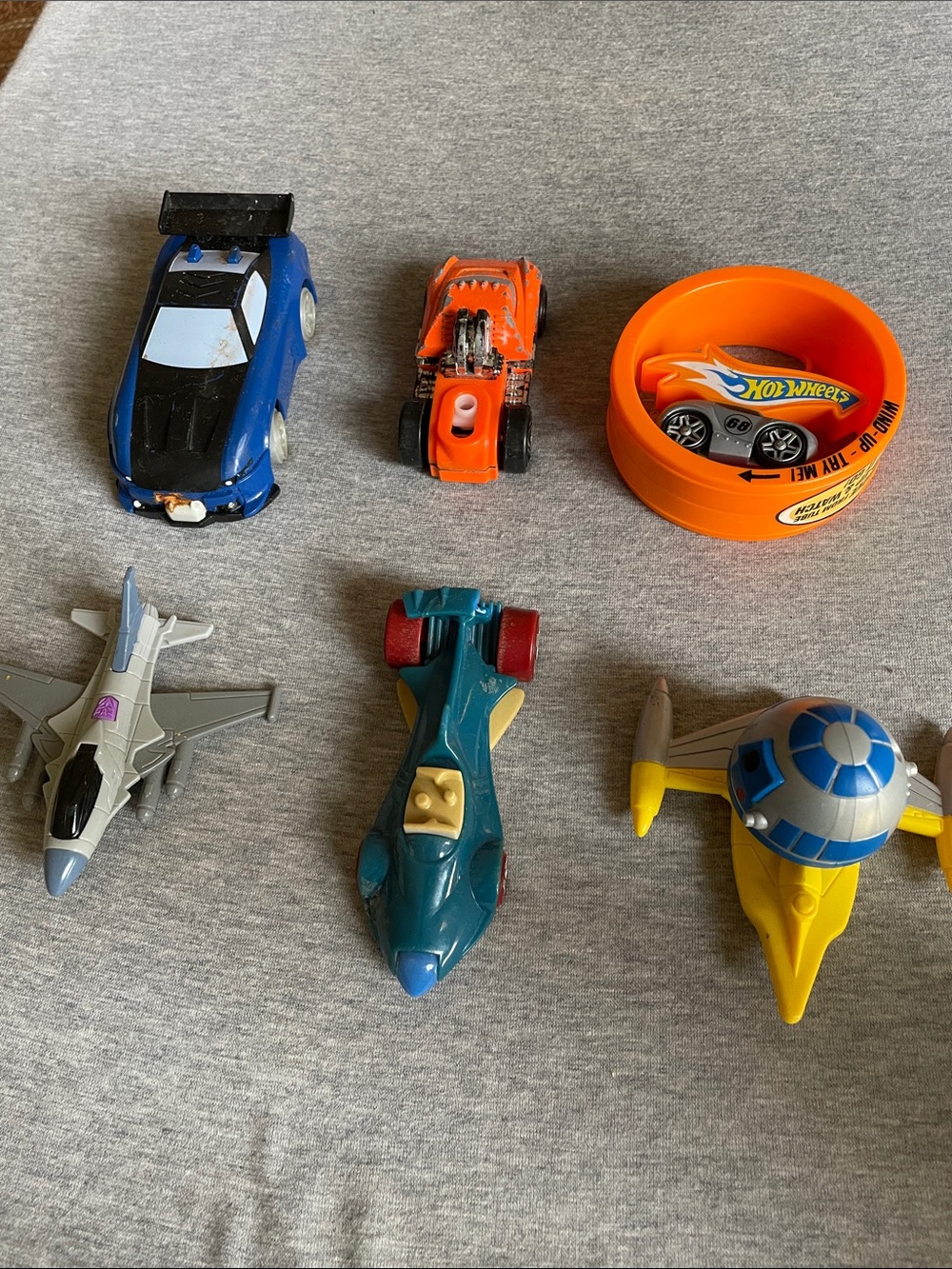 Orange Loop and Assorted Toy Vehicles Play Set